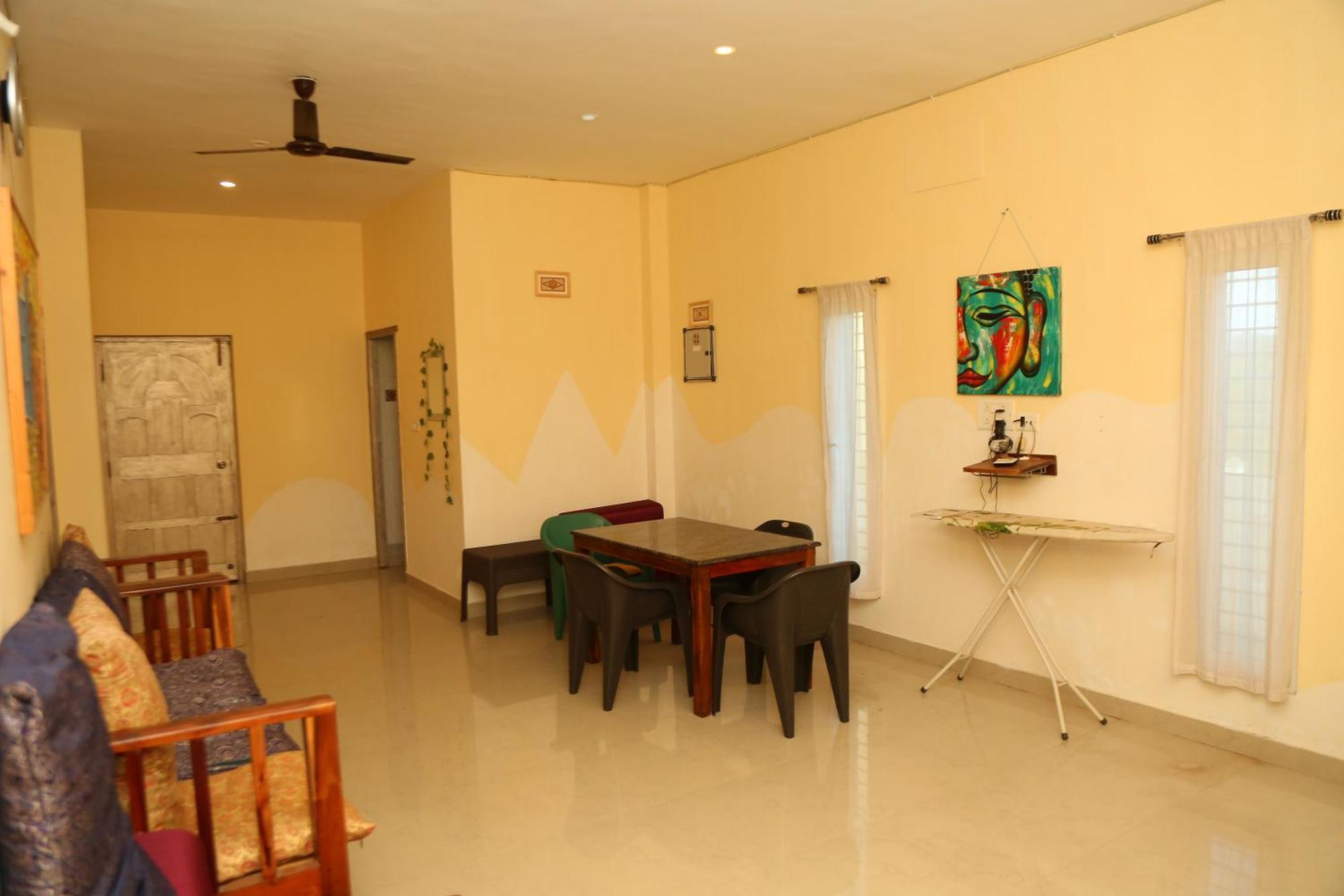 Art Le Cafe Apartment Auroville Exterior photo
